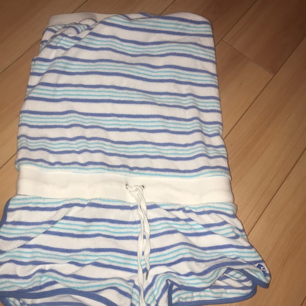 Towel romper